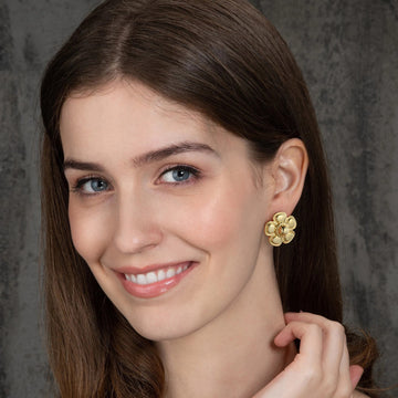 Golden, five-petaled earrings